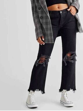 FREE PEOPLE We The Free Maggie Mid-Rise Distressed Jeans 29 Black Wash